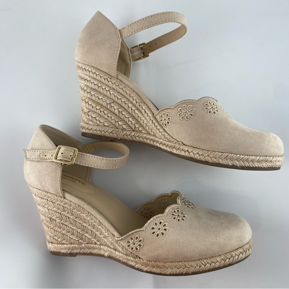 Liz Clairborne 7.5 wedge espadrille heels cream beige